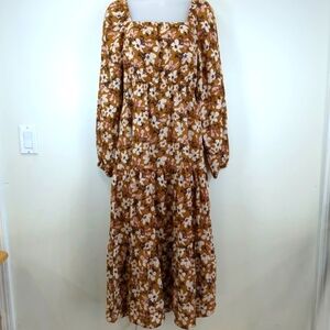 Hayden smocked square neck puff long sleeve floral dress with pockets, size S
